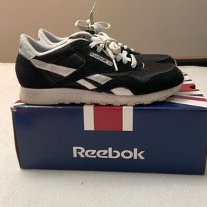 Women’s classic nylon Reebok sneakers